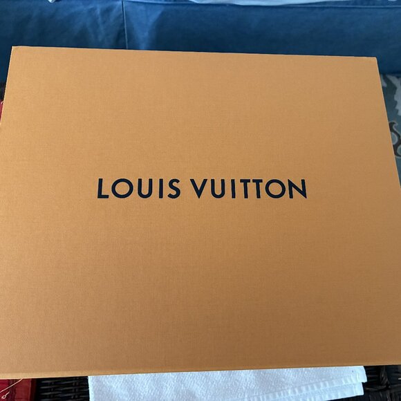 Louis Vuitton Mahina Carryall PM Dark Brown Suede-AUTHENTIC - Picture 14 of 16